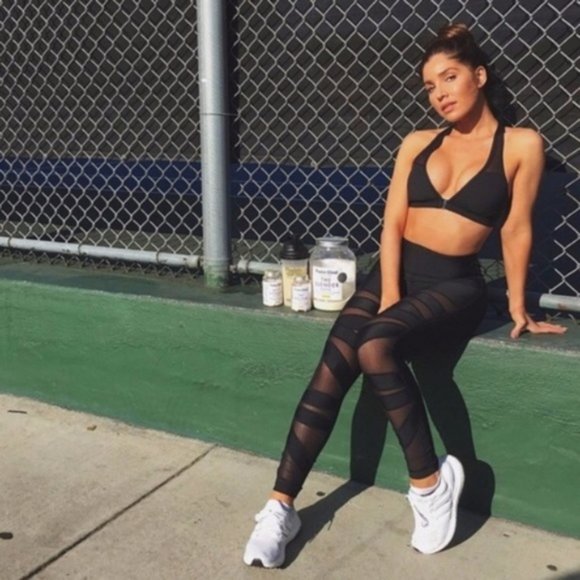 Lululemon Wunder Under Tech Mesh - Picture 4 of 8